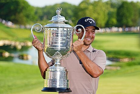 Xander Schauffele vyhrál PGA Championship a ve ticeti letech získal svj první...