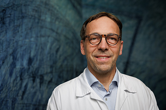Když nádor roste bez příznaků. I velkým se tělo přizpůsobí, líčí neurochirurg Šroubek