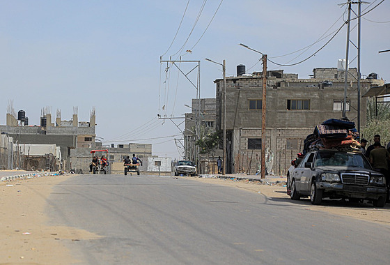 Prázdná silnice v Rafáhu v Pásmu Gazy (20 kv�tna 2024)