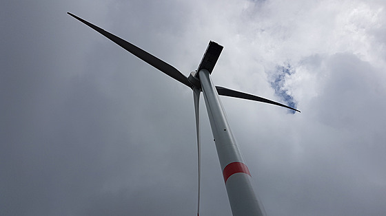 Nejvtí vtrná elektrárna v esku stojí v ipotín na Svitavsku. (24. kvtna...