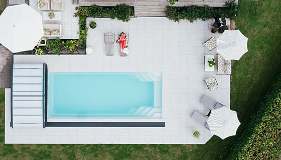 Keramické obklady a jejich barevné provedení mly novému obytnému prostoru...