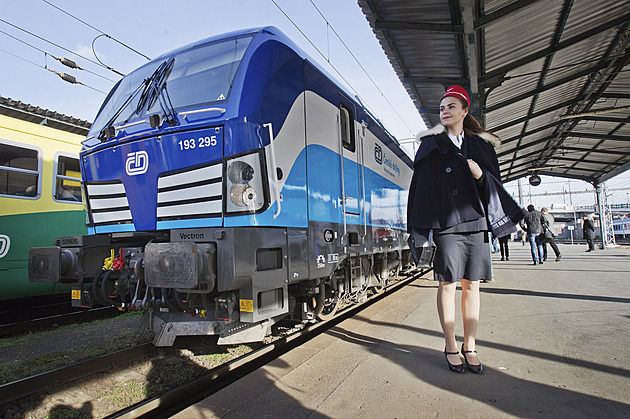 Vlakem 200 km/h na českých kolejích. Jak to cestující pocítí v jízdních řádech