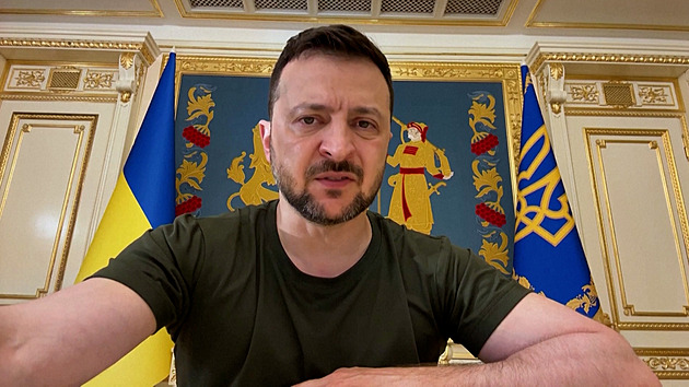 Zelenskyj se sejde se španělským králem i premiérem, soud dál řeší případ vraždy vůdce kutnohorské sekty