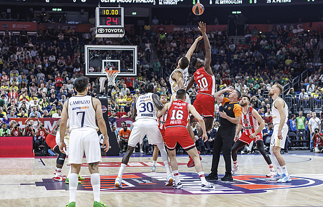 O euroligový titul svedou bitvu basketbalisté Realu a Panathinaikosu