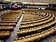 Sál Evropského parlamentu v Bruselu, kde se odehrává debata spitzenkandidát.