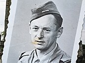 Ludvík Máníek jako písluník francouzské armády na snímku z roku 1944. V...