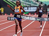 Keanka Beatrice Chebetová zabhla v Eugene svtový rekord na 10 000 metr...