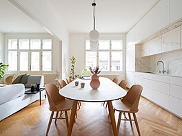 Byt v pra�ské Buben�i pro�el rekonstrukcí. Do�lo ke zm�n� dispozice, vým�n�...