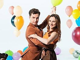 Oskar Hes a Kate�ina Bartun�k Hrstková ve StarDance XIII