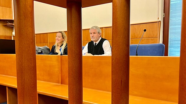 editel Mstsk sprvy socilnch slueb Vejprty Viktor Kolek v jednac sni Okresnho soudu v Chomutov (28. kvtna 2024)
