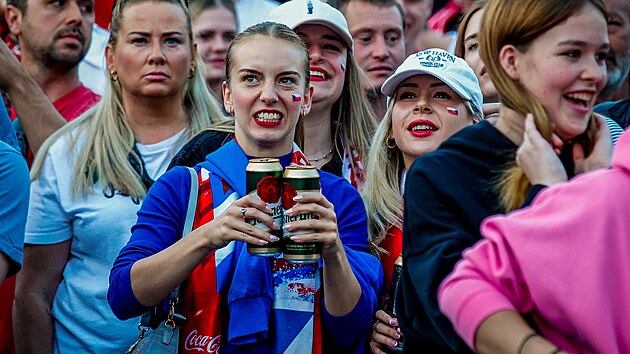 Fanou�ci sleduj� fin�le MS v hokeji v �esk�ch Bud�jovic�ch. (26. kv�tna 2024)