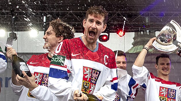 Oslavy zisku titulu mistr svta v lednm hokeji na Staromstskm nmst v...
