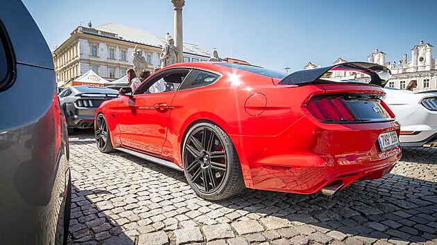 4. Mustang sraz Kol�n