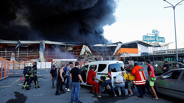 Rusk stely zashly hypermarket v Charkov. (25. kvtna 2024)