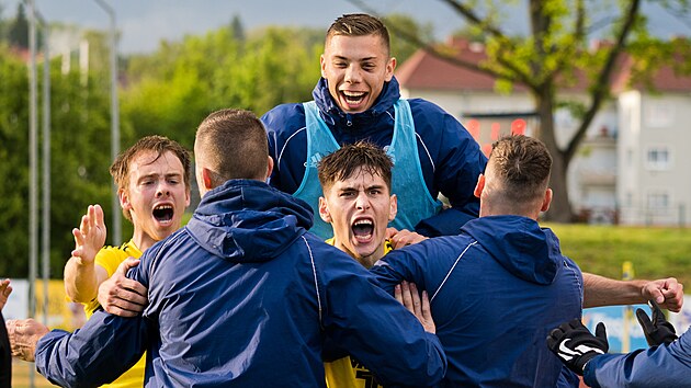 Dolu, gök gürültüsü, şimşek.  Ve Příbramí'nin üzerinde bir bulut vardı: Düşme tehlikesi yaratması inanılmaz