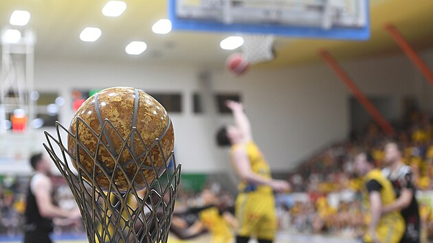 Ústi nirvana.  Sluneta Nymburk'u nakavt etti ve finalde dram yaşandı