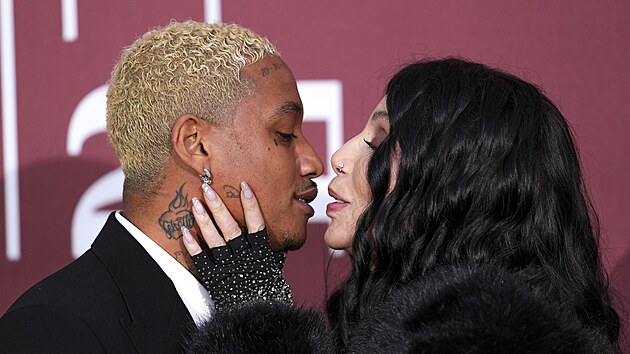 Alexander Edwards a Cher na amfAR Cinema Against AIDS v Cap d'Antibes (23. kv�tna 2024)