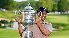 Xander Schauffele vyhrál PGA Championship a ve t�iceti letech získal sv�j první...