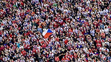 Starom�stské nám�stí v Praze zaplnily b�hem finálového zápasu hokejového...