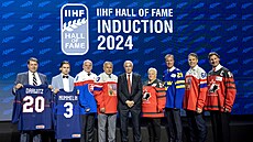 Nov uvedení lenové Sín slávy IIHF.
