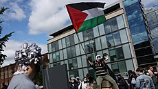Na univerzit v britském Oxfordu se protestovalo za Palestinu a ukonení války...