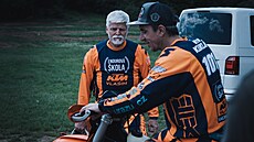 Bhem kurzu v Endurové kole utrpl prezident Pavel lehká zranní, kvli kterým...