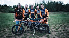 Bhem kurzu v Endurové kole utrpl prezident Pavel lehká zranní, kvli kterým...