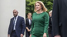 Lotyská premiérka Evika Siliová ped jednáním evropských lídr v Kramáov...