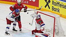 Finále MS v hokeji výcarsko - esko. Luká Dostál v akci. (26. kvtna 2024)