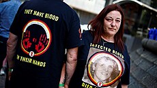 Kampa� ve Velké Británii za od�kodn�ní ob�tem skandálu s infikovanou krví (19....