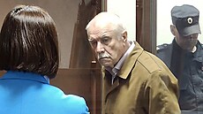 Ruský soud poslal fyzika Anatolije Maslova, odborníka na vývoj hypersonické...