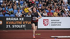 Haruka Kitaguiová se rozebírá v otpaském sektoru na Zlaté trete.
