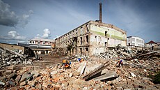 Demolice továrního areálu Bekon v Hrádku nad Nisou (29. kv�tna 2024)