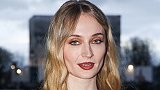 Sophie Turnerová (duben 2024)