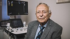 Profesor Zden�k Mare�ek je rekordn� dlouho slou�ícím léka�em, pracuje u� 62 let.