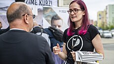 Pirátský pedvolební mítink v Kladn. Europoslankyn Markéta Gregorová. (24....