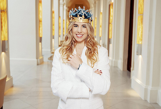 Ly�a�ka a snowboardistka Ester Ledecká po�esté vyhrála anketu Král bílé stopy.