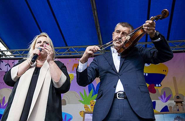 Zastropujme cenu emisní povolenky, říká Dostálová. Migrační pakt by podle ní neměl vůbec začít platit