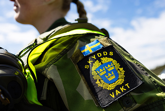 Švédsko nemá o rekruty nouzi. Zájemci o službu v armádě se jen hrnou