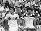 Roland Garros 1984. Ivan Lendl (vlevo) slaví první grandslamový titul. V Paíi...