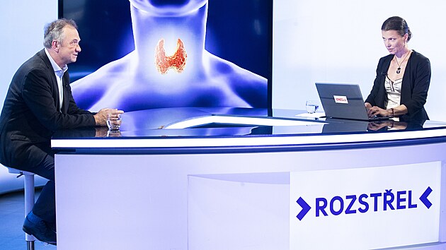 Hostem po�adu Rozst�el je endokrinolog profesor Michal Kr�ek.