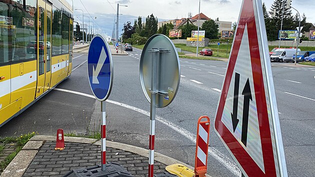 Od ervna zan v Plzni velk oprava Lidick a Plask ulice. Dopravn znaen avizujc chystanou opravu postavili silnii na vpadovku do Temon u ped nkolika dny. (31. kvtna 2024)