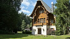 T�i trubky. Nejd�íve tu lovila kní�ata, pak se rekreovali nacisti�tí a...