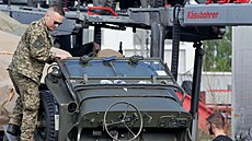 �lenové Military Car Clubu Plze� stáli v roce 1990 u zrodu Slavností svobody. Na oslavách nebudou chyb�t ani letos. 