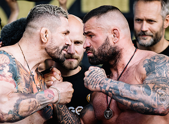 OBRAZEM: Z vyhazovae v baru hvzdou MMA. Tak el as s Karlosem Vémolou