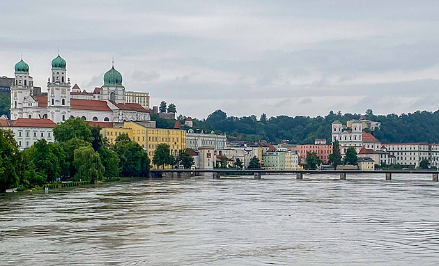 Situace v Pasově je dramatická, hladina Dunaje přes noc výrazně stoupla