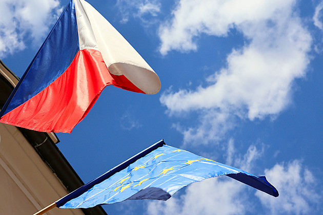 Kdo jsou noví čeští europoslanci? Blíží se vyhlášení výsledků