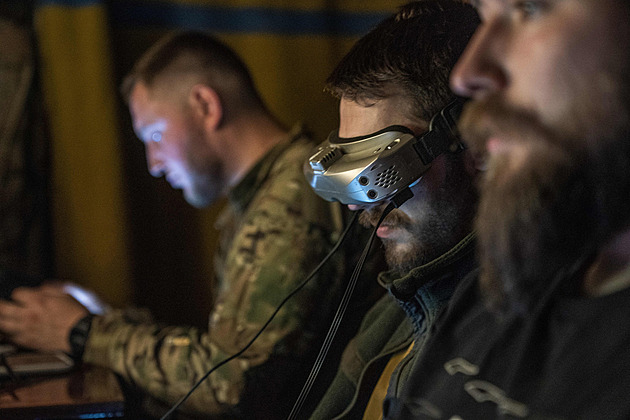 Jsou na nás moc dobří, stěžují si ruští blogeři na ukrajinské drony a operátory