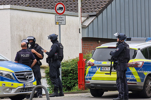Německá policie se před finále Eura obávala útoku islamistů, podnikla razii