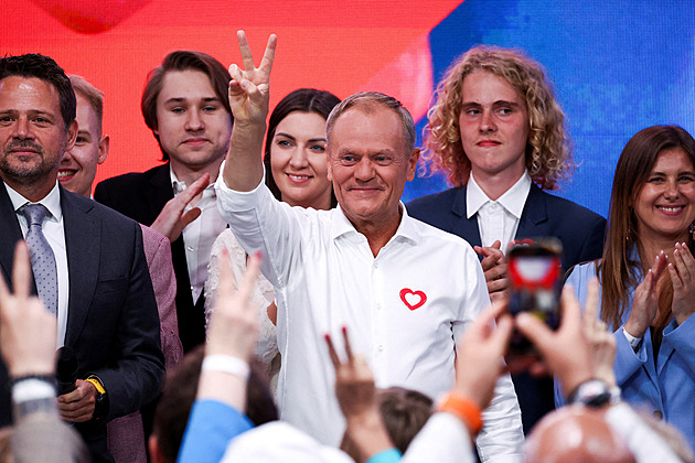 „Jsme maják naděje pro Evropu.“ V Polsku vyhrála Tuskova Občanská koalice